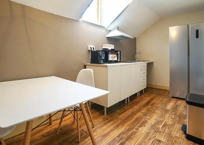 Palacete * Авейру